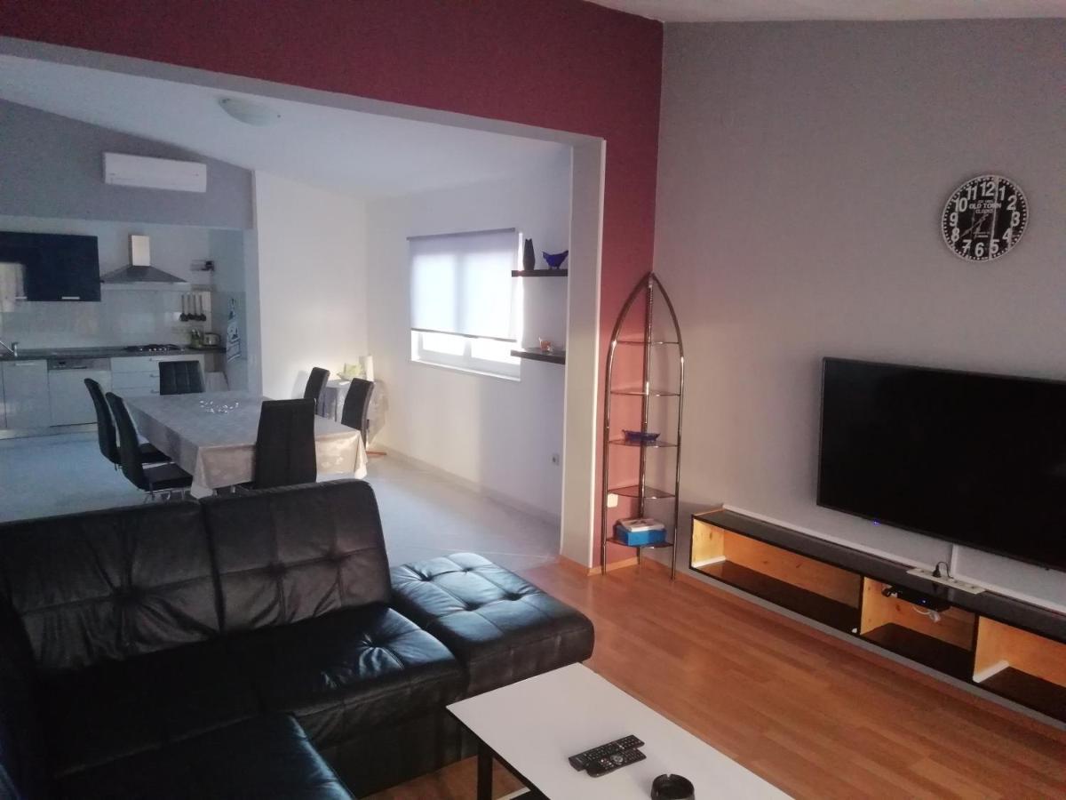 Apartment Viktoria Primošten Eksteriør billede
