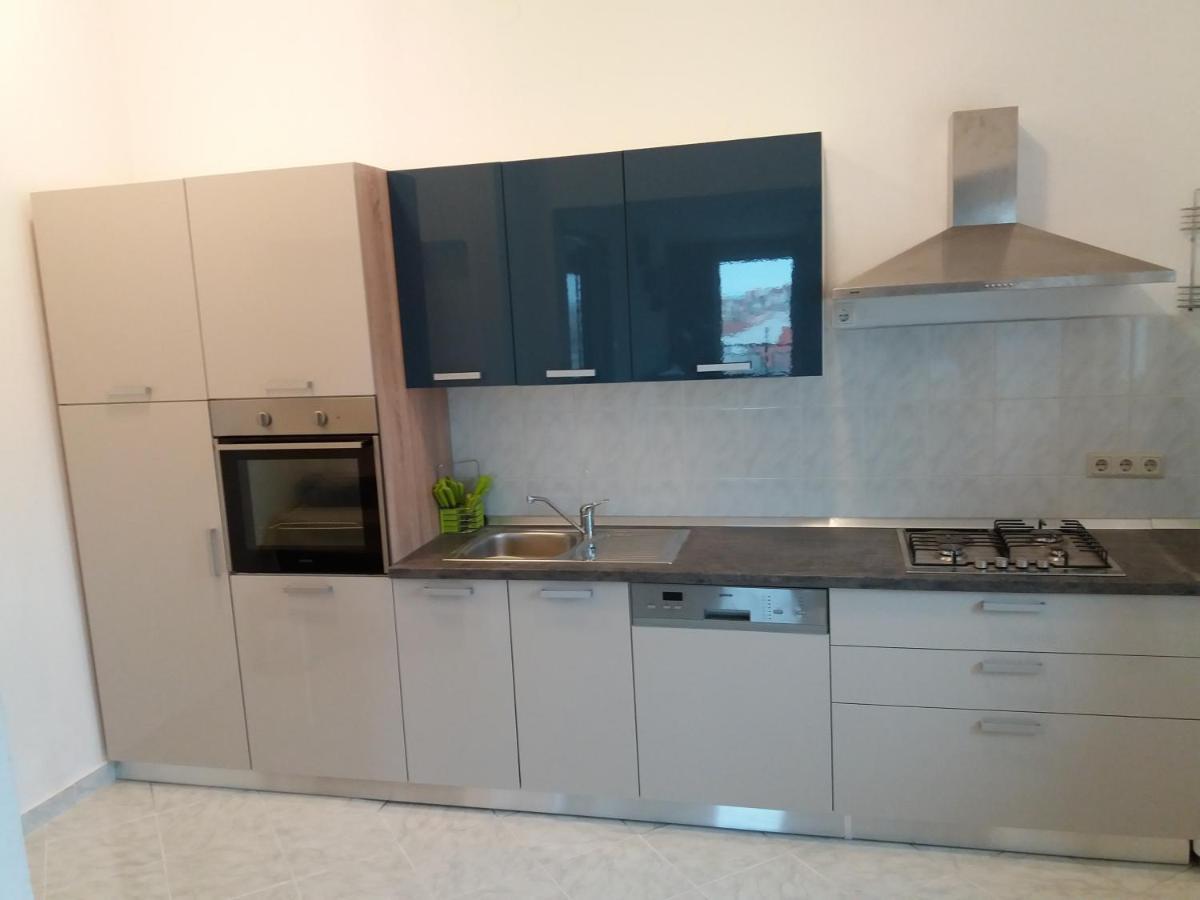 Apartment Viktoria Primošten Eksteriør billede